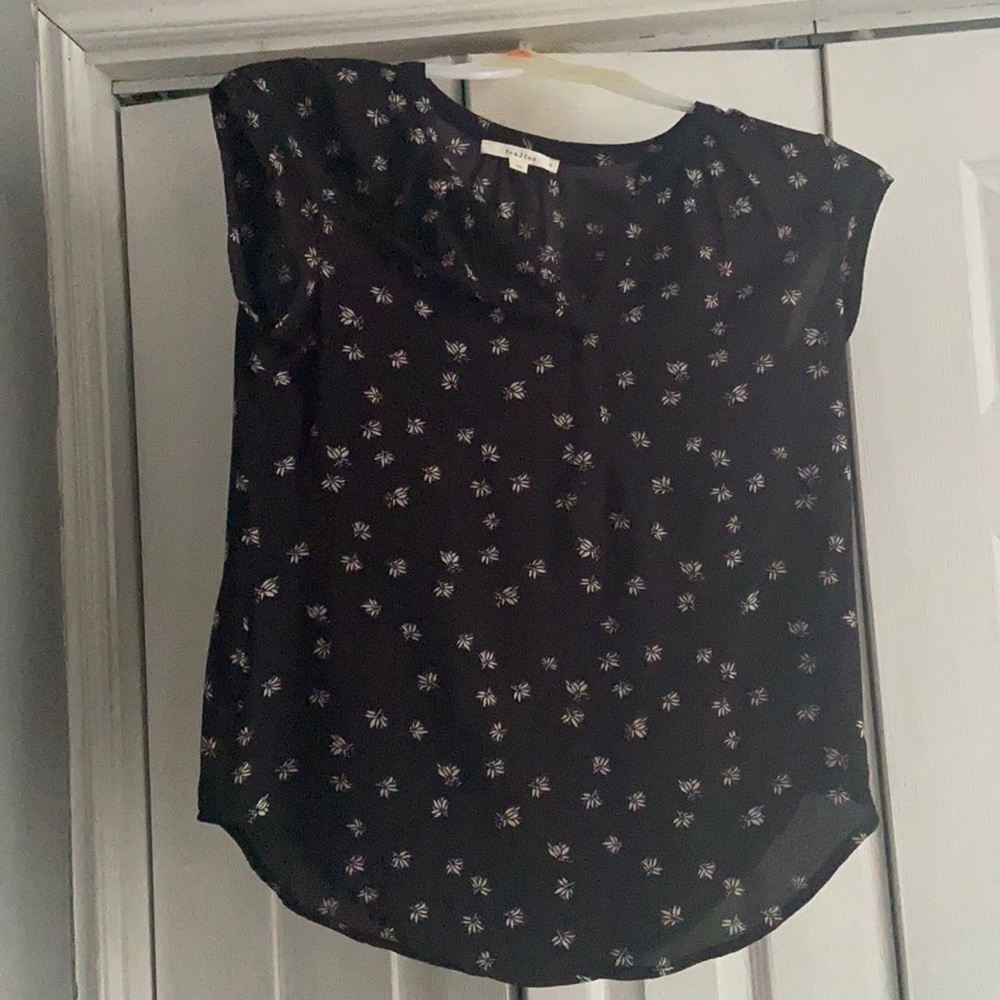 Fun2Fun Floral Blouse